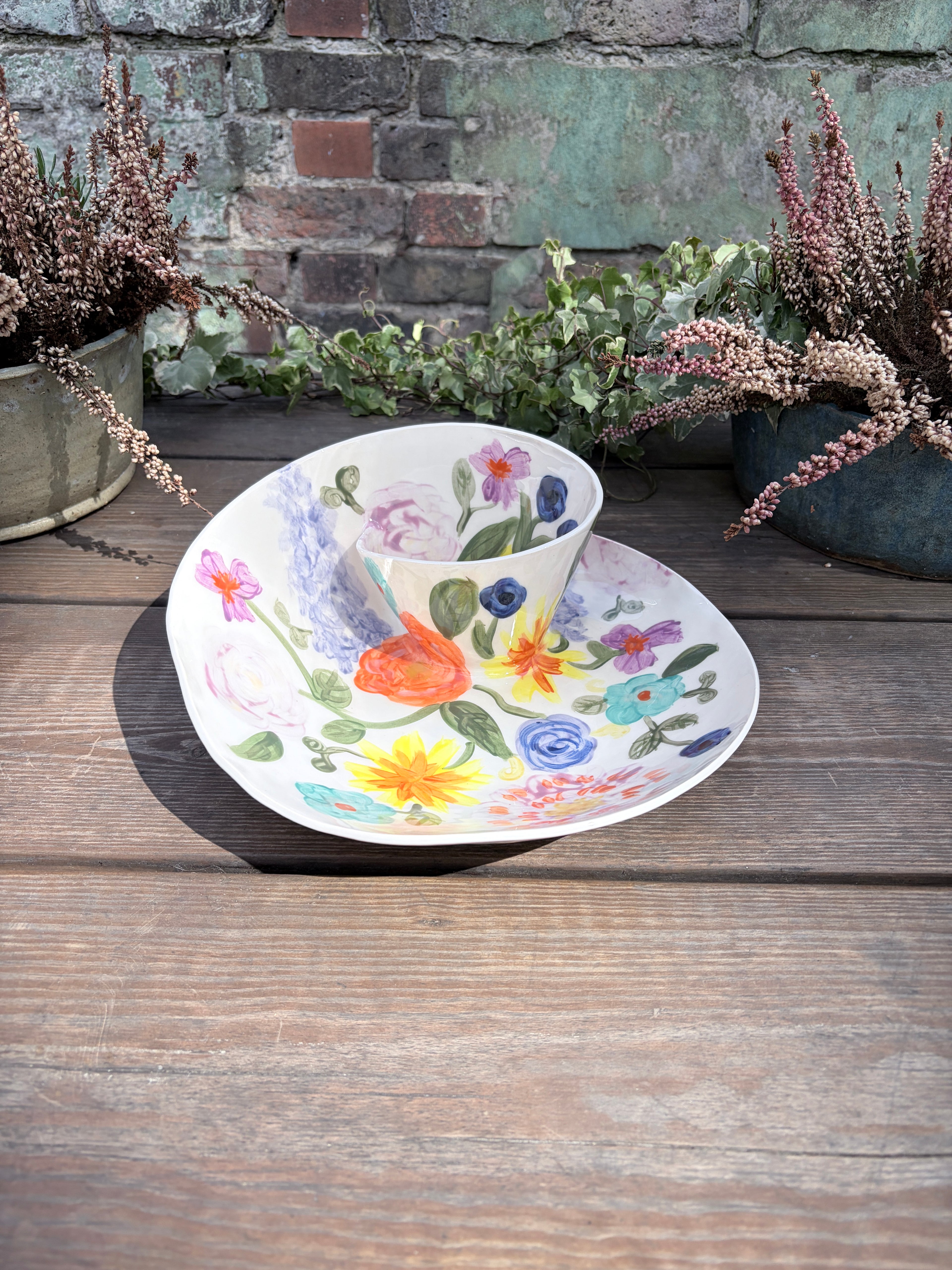 #01 Extra Large Flower Power Swirl Bowl