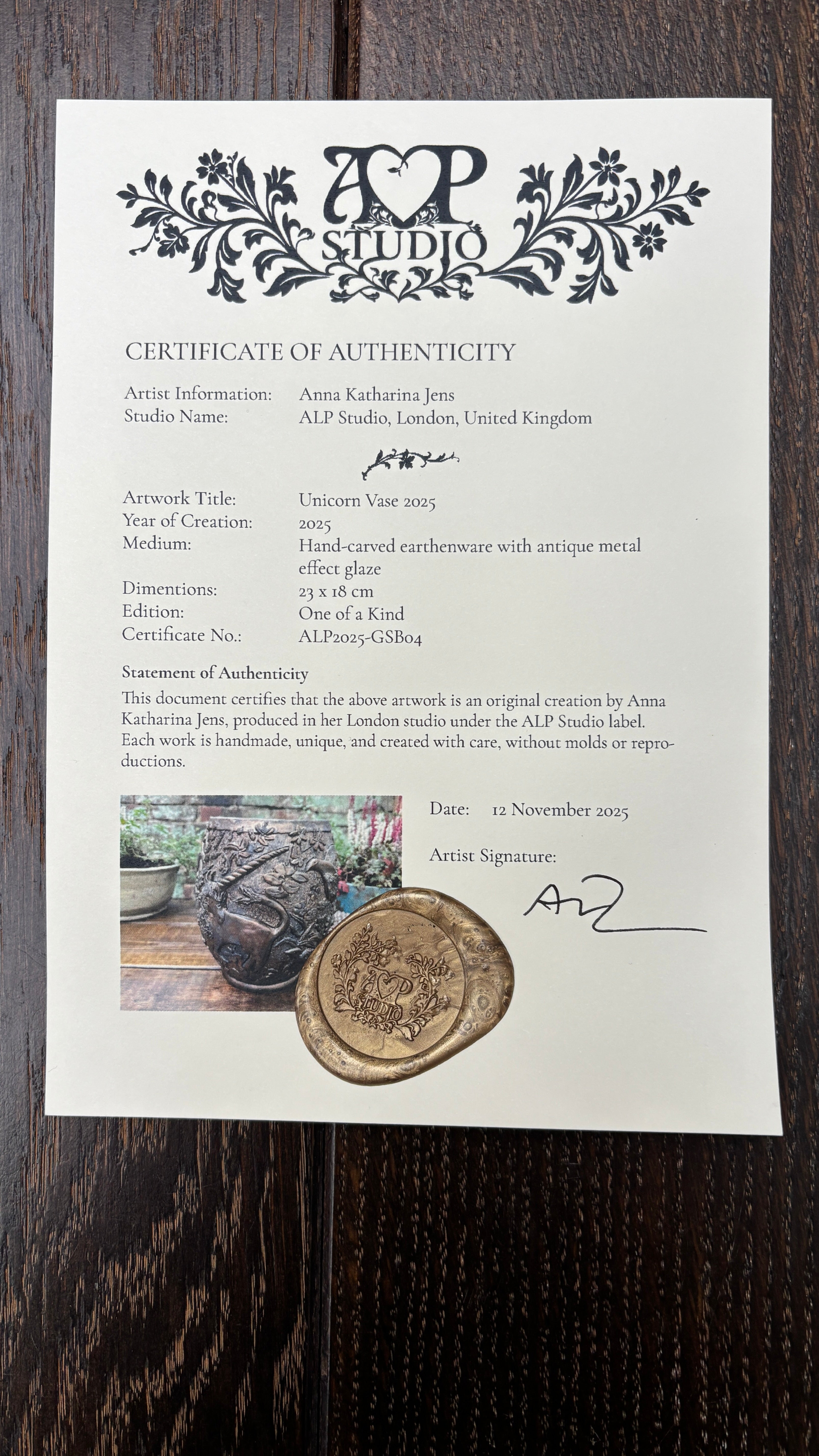 *ALP Collectibles* Unicorn Vase - One of a Kind 2025