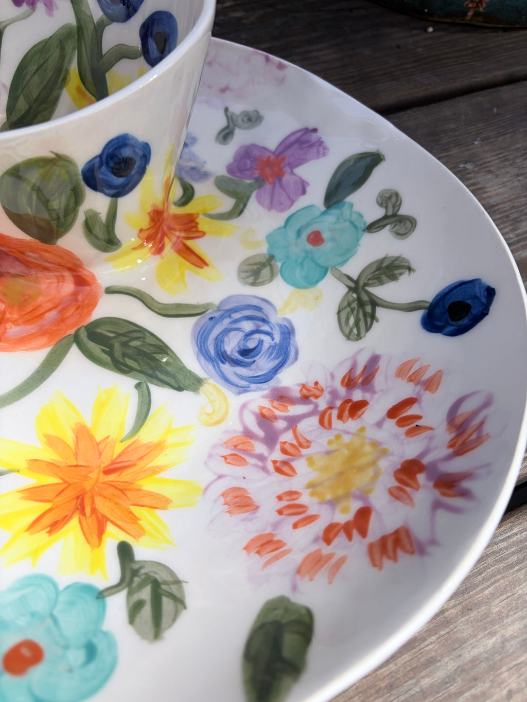 #01 Extra Large Flower Power Swirl Bowl