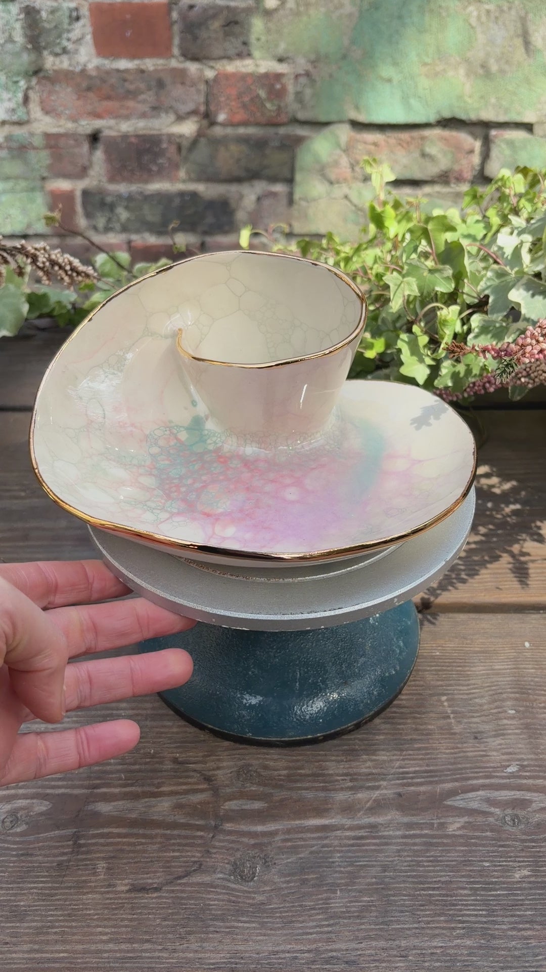 #08 Small Unicorn Bubble Swirl Bowl with 24k gold rim
