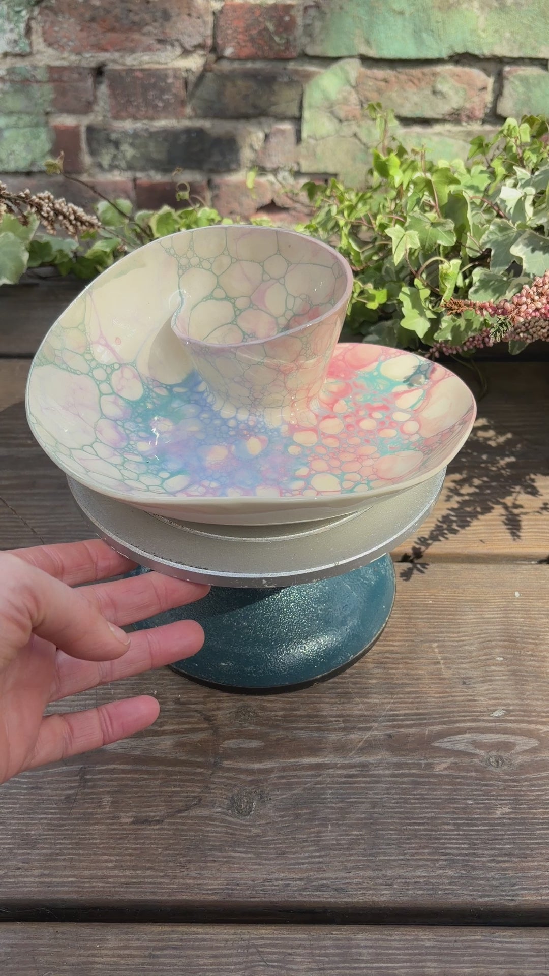 #06 Small Unicorn Bubble Swirl Bowl